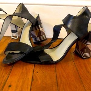 1 state patterned heel